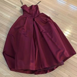 Ladies Dress-Gown- Vera Wang-size 8